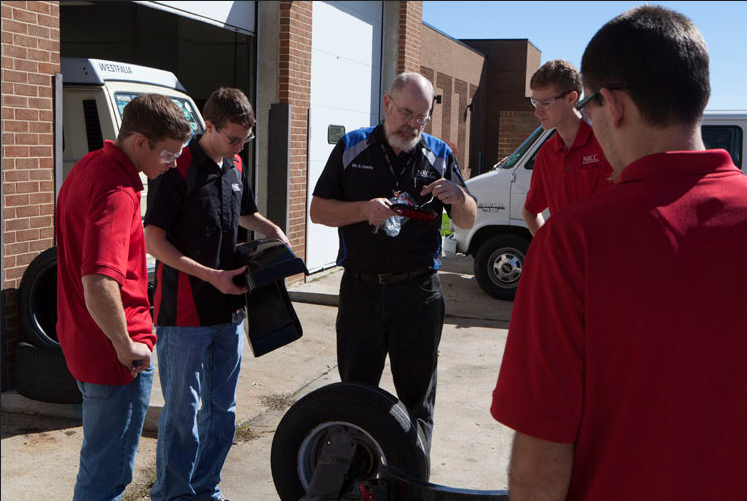 Students in auto lab