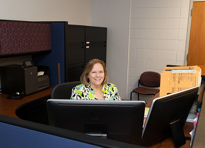 Nancy works at help desk center.